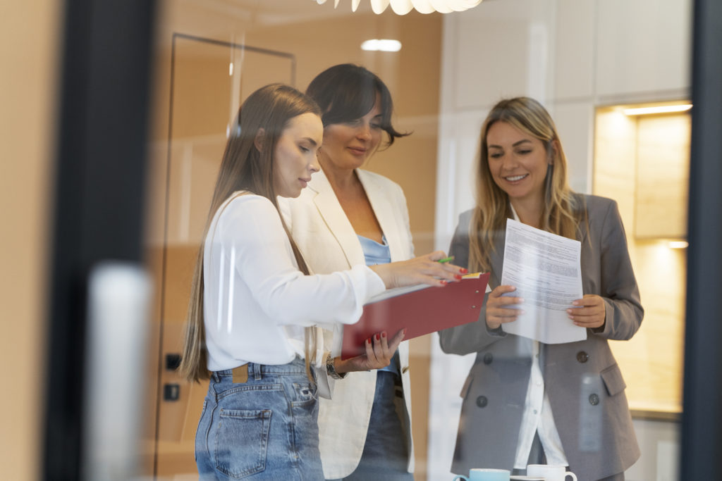 Étudiant en entretien pour une offre en alternance à l'ESTM Besançon